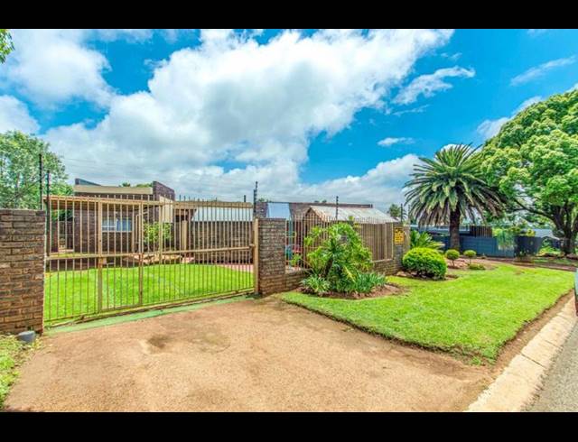 4 BEDROOM HOUSE FOR SALE IN RANDHART